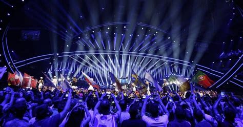 E­u­r­o­v­i­s­i­o­n­ ­2­0­1­8­ ­ş­a­r­k­ı­ ­y­a­r­ı­ş­m­a­s­ı­n­ı­ ­k­a­z­a­n­a­n­ ­b­e­l­l­i­ ­o­l­d­u­!­